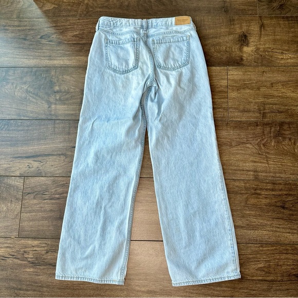 Abercrombie Kids Girls Low-Rise Embroidered “Bow” Baggy Jeans - Kids Size 13/14 - Picture 6 of 15